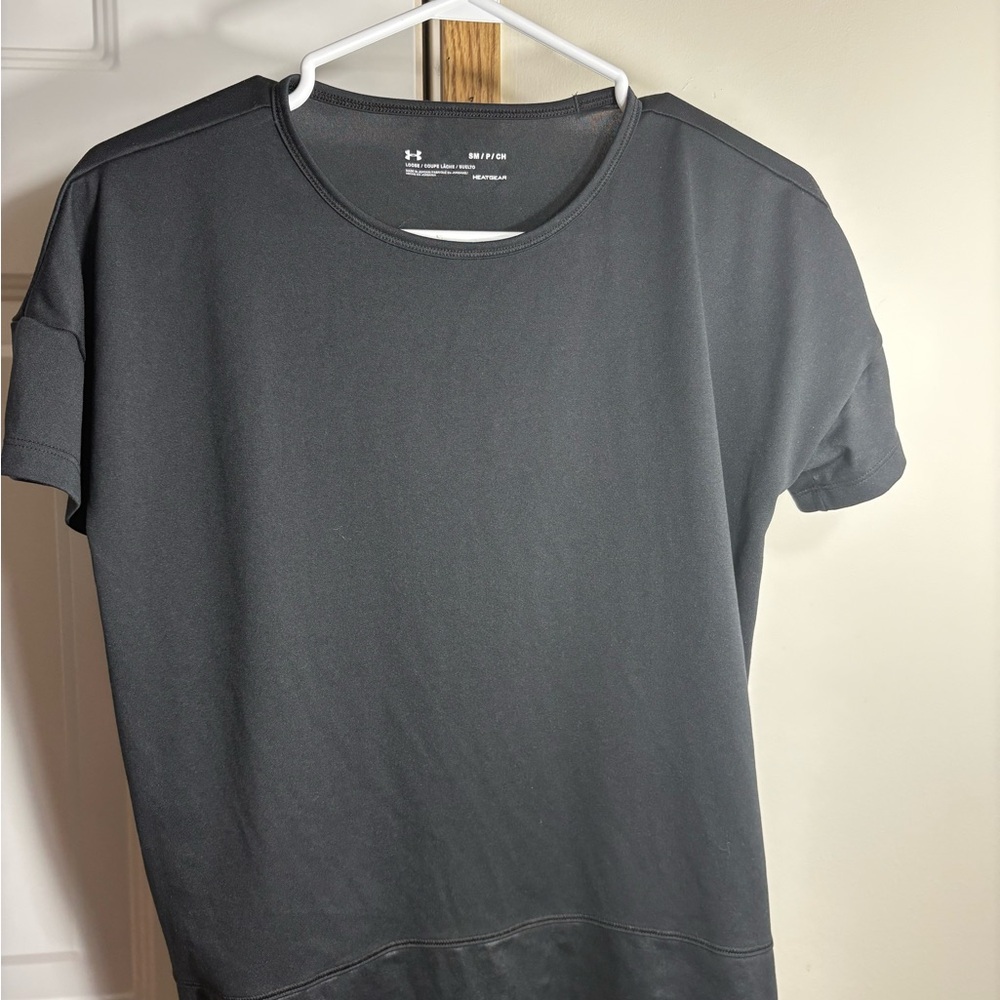 🖤 Under Armour Black HeatGear Tee 🖤